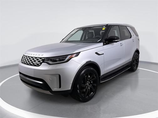 2024 Land Rover Discovery P300 S