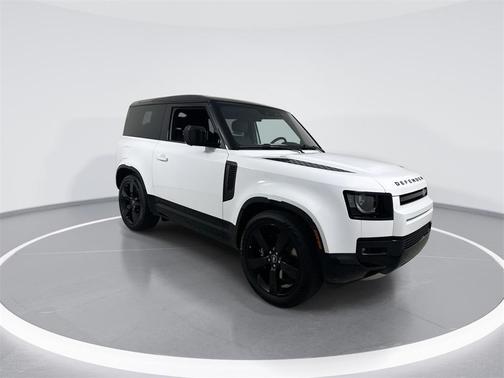 2025 Land Rover Defender V8