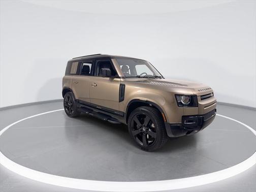 2025 Land Rover Defender 110 P400 X-Dynamic SE