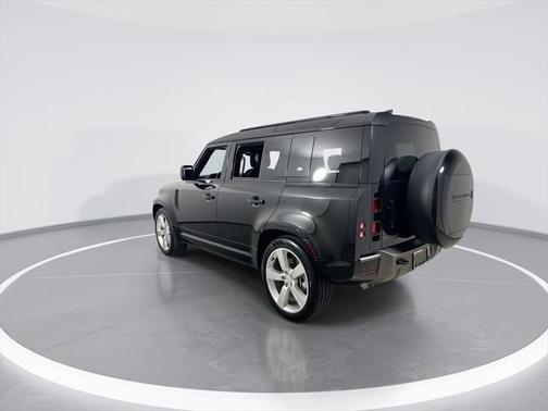 2023 Land Rover Defender 110 X-Dynamic SE