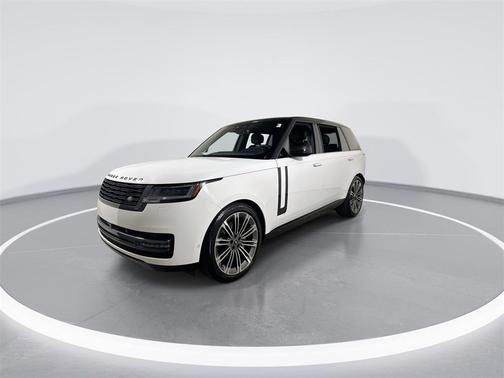 2025 Land Rover Range Rover P400 SE 7 Seat