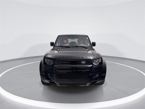 2025 Land Rover Defender 130 P400 X