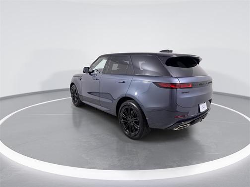 2026 Land Rover Range Rover Sport SE