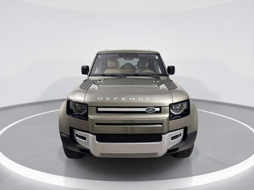 2025 Land Rover Defender 110 P300