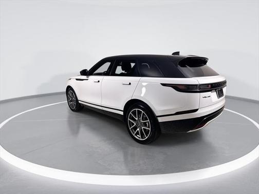 2026 Land Rover Range Rover Velar P250 SE R-Dynamic