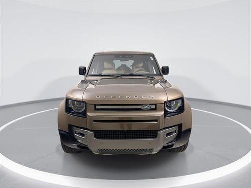 2025 Land Rover Defender 110 P400 X-Dynamic SE