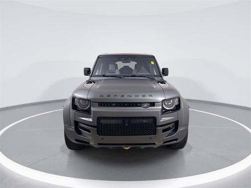 2025 Land Rover Defender 110 V8