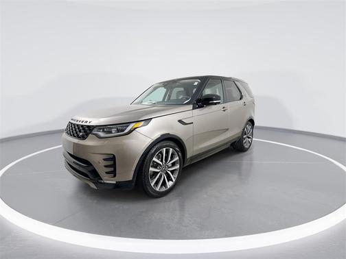 2025 Land Rover Discovery P300 Dynamic SE