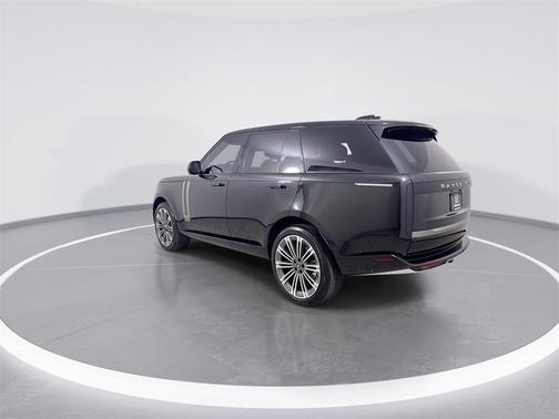 2025 Land Rover Range Rover P530 SE