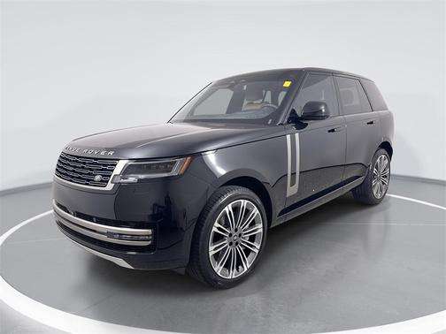 2025 Land Rover Range Rover P530 SE