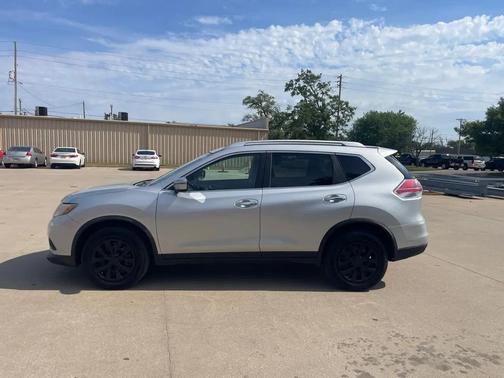 Brilliant Silver 2016 Nissan Rogue SL