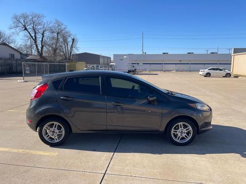 2017 Ford Fiesta SE