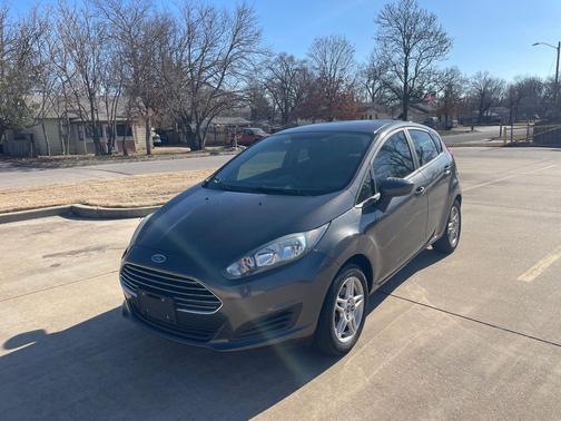 2017 Ford Fiesta SE