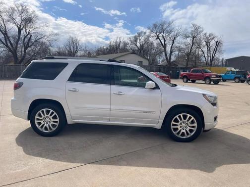 2016 GMC Acadia Denali