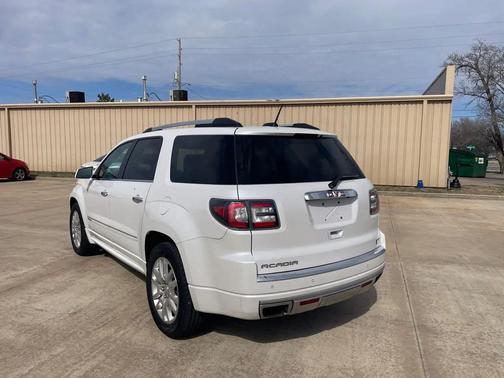2016 GMC Acadia Denali
