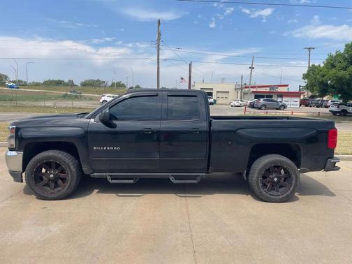 Black 2019 Chevrolet Silverado 1500 LT