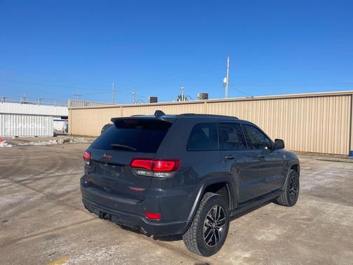 2017 Jeep Grand Cherokee Trailhawk