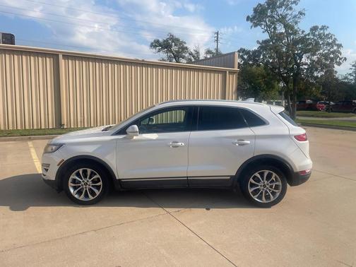 2017 Lincoln MKC Reserve