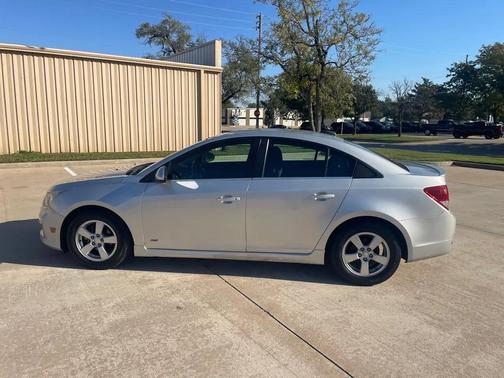Silver Ice Metallic 2015 Chevrolet Cruze 1LT