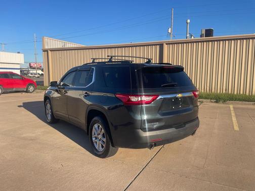 2020 Chevrolet Traverse LT Cloth