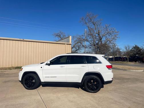 2018 Jeep Grand Cherokee Laredo E