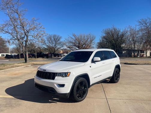 2018 Jeep Grand Cherokee Laredo E