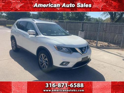 Pearl White 2015 Nissan Rogue SV