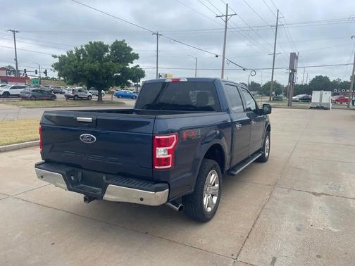 Blue 2019 Ford F-150 XLT