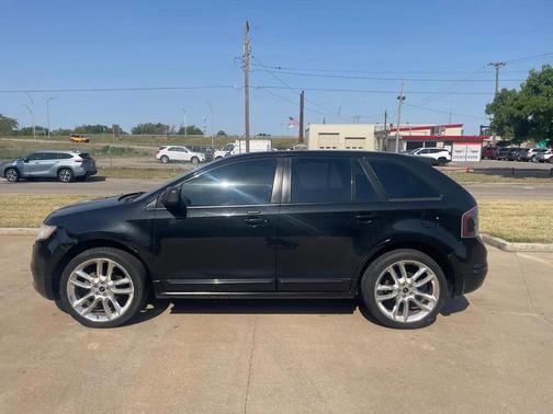 Tuxedo Black Metallic 2010 Ford Edge Sport