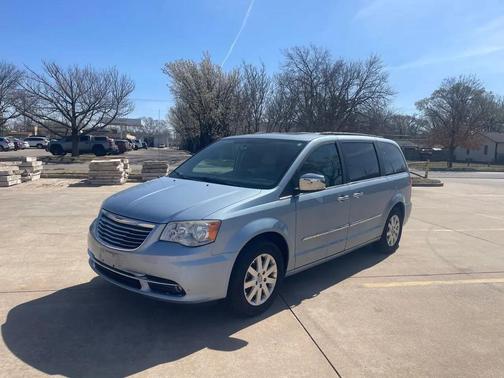2012 Chrysler Town & Country Touring-L