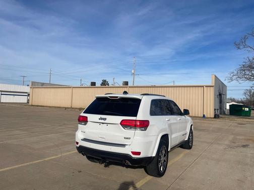 2018 Jeep Grand Cherokee Sterling Edition