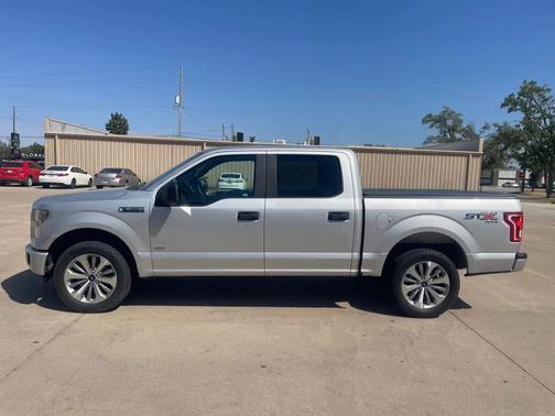 Ingot Silver Metallic 2017 Ford F-150 XL