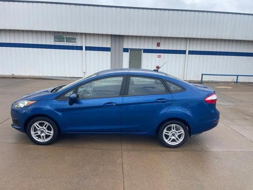 Lightning Blue Metallic 2019 Ford Fiesta SE
