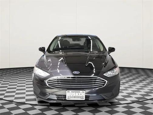 2020 Ford Fusion Hybrid SE
