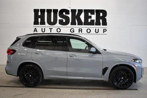 Brooklyn Grey Metallic 2026 BMW X5 xDrive40i