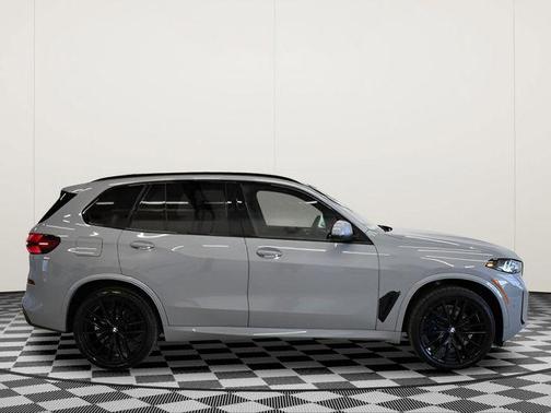 Brooklyn Grey Metallic 2026 BMW X5 xDrive40i