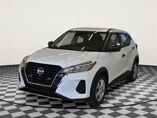 2022 Nissan Kicks S