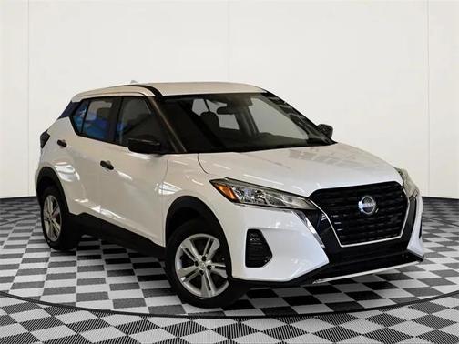 2022 Nissan Kicks S