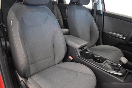 Currant Red 2025 Kia K4 LXS