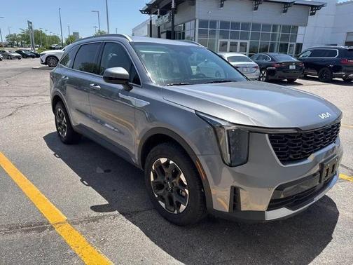 2024 Kia Sorento S