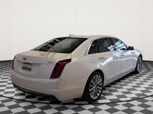 Crystal White Tricoat 2017 Cadillac CT6 3.6L Luxury