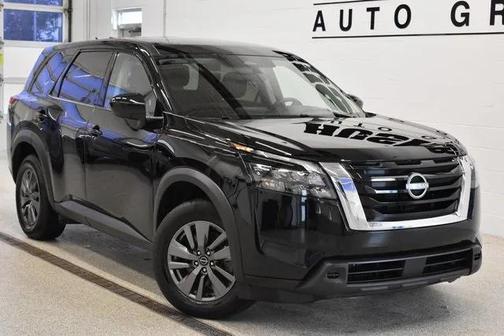 2024 Nissan Pathfinder S 4WD