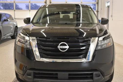 2024 Nissan Pathfinder S 4WD