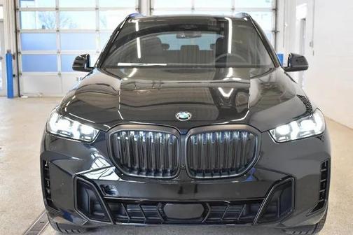Black Sapphire Metallic 2026 BMW X5 xDrive40i