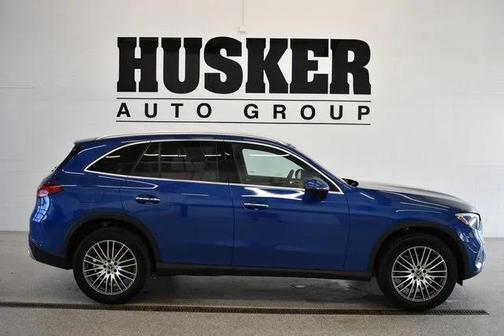 2025 Mercedes-Benz GLC 300 4MATIC