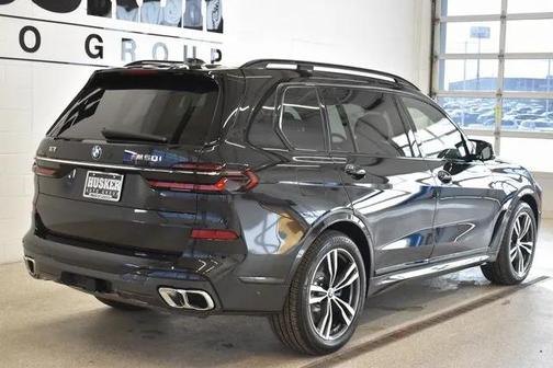 Black Sapphire 2026 BMW X7 M60i