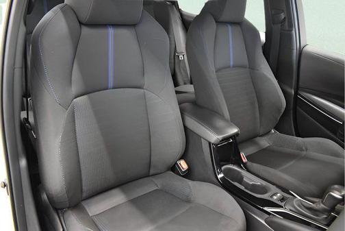 Classic Silver Metallic 2020 Toyota Corolla SE