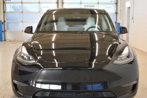 2022 Tesla Model Y Performance Dual Motor All-Wheel Drive