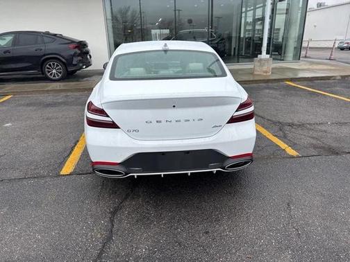 2025 Genesis G70 2.5T AWD