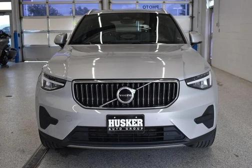 2024 Volvo XC40 B5 Core Bright Theme